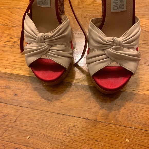 Salvatore Ferregamo Wedge with Wicker Heels - 10 - Picture 4 of 8